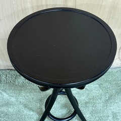 ☆美しい曲木のテーブル 秋田木工　IDC大塚家具 幅45cm 奥45cm 高68cmの画像