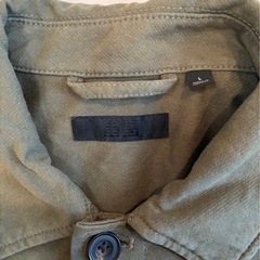 UNIQLO メンズ　Lサイズ　ミリタリージャケット　オリーブ ユニクロ　L 緑の画像