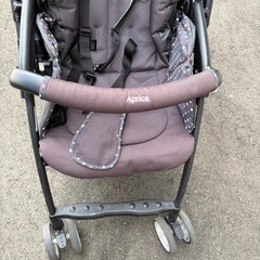 アップリカベビーカーの画像