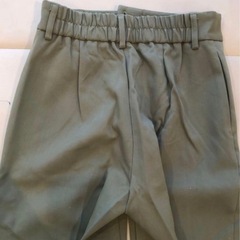 GU テーパードパンツ　グリーン　ミントグリーン　緑　パンツ　綺麗め　テーパードの画像