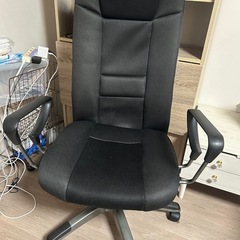 机といすイスの画像