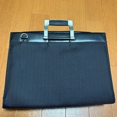 ビジネスバッグ
の画像