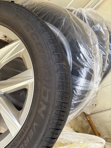 【お取引中】フォルクスワーゲンティグアン純正ノーマルタイヤ235/55R18スコーピオンホイール付き4本セット