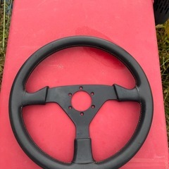 MOMO モモ ステアリングホイール ハンドル イタリア製 の画像