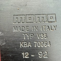 MOMO モモ ステアリングホイール ハンドル イタリア製 の画像