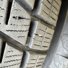 イボ付き❗️175/65/14冬ヨコハマの画像