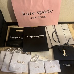 ブランドBOX &袋の画像