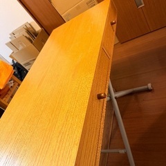 11/13PMor11/14に取りに来てくれる方限定★昇降式テーブルの画像