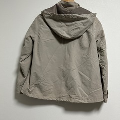 （決まりました⭐︎）Lサイズ　ナイロンパーカー　美品の画像