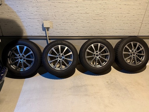 超美品　TOYOタイヤ　
スタッドレス　225/60R17