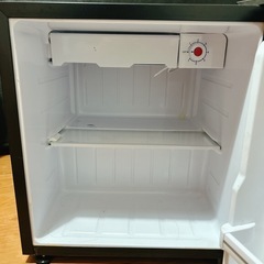 simplus 冷蔵庫 ミニ 45L 1ドア 幅44.9cm 両開き 小型 一人暮らし 霜取り ダークウッド SP-47L1-WDの画像