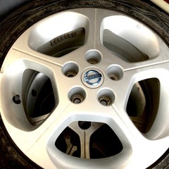 ダンロップ スタッドレスタイヤ   205/55R16  日産純正アルミの画像