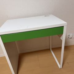 オフィスチェア、扇風機、机、空気清浄機を差し上げます。の画像