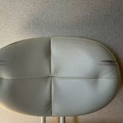 オフィスチェア（黒）、オフィスチェア（白）、机の追加写真の画像