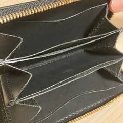 ラウンドファスナー財布　ミドルサイズ　ウォレットの画像