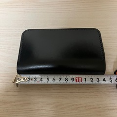 ラウンドファスナー財布　ミドルサイズ　ウォレットの画像