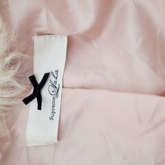 シュプリームララのファーコートの画像