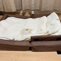 簡易ベビーベッドの画像