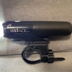 CATEYE VOLT400の自転車用フロントライトの画像