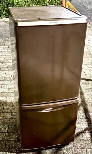 11/7 22時　確定　(運搬費込)(即日、深夜ok)Panasonic 2015年　138L