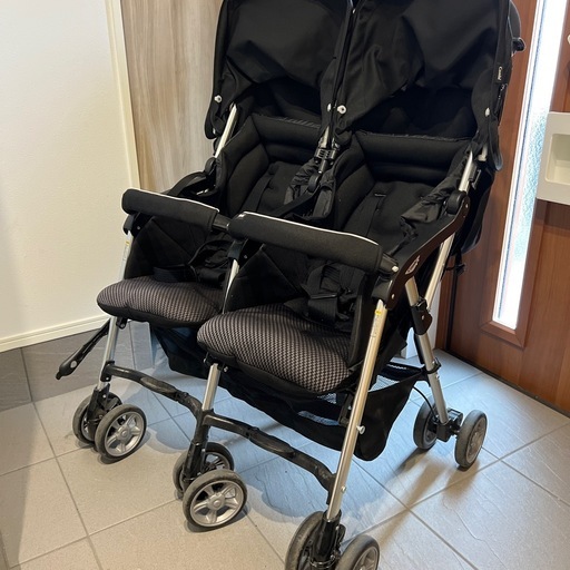 コンビ　双子用ベビーカー　美品
