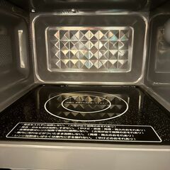 ヤマダ製2022年式中古フラット電子レンジ　YMW-ST17J1の画像