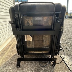 レカロシート  エルゴメド　ハイエースシートレール付きの画像