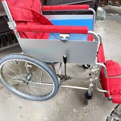 介護用品　車いすの画像