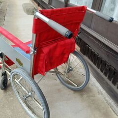 介護用品　車いすの画像