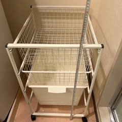 IKEA 収納ラック　ランドリーラック　玩具箱の画像