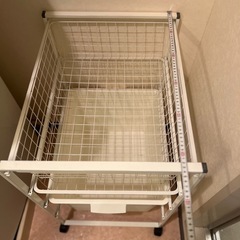 IKEA 収納ラック　ランドリーラック　玩具箱の画像