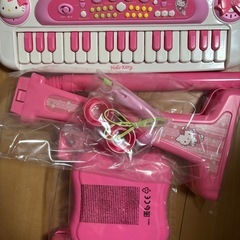 新品❣️うたえるキーボード　キティちゃんの画像