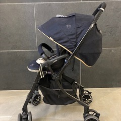 【美品】コンビ　ベビーカー　メチャカルハンディ　オート４キャス　コンパクトHGの画像