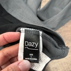 美品❣️ SHEIN Dazy トップス　長袖　キャミ付き　Lの画像