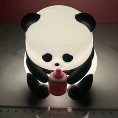 【ほぼ未使用】シリコンのナイトライト パンダ 黄色の3段調光・7色の30分タイマーの画像