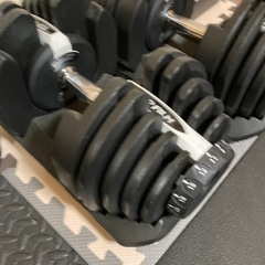 可変式ダンベルダイアル式2個セットの画像