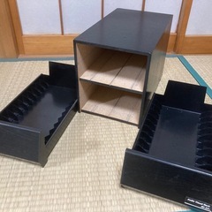 ビデオテープラックの画像