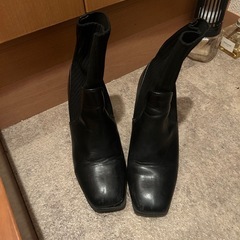 【手渡し希望】ブーツ4点セットyosuke 厚底ブーツ　スニーカーの画像