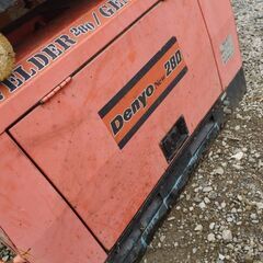 Denyo 280 溶接発電機 . 600時間の稼働の画像