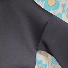 新品タグ付き【ダイバー素材フーディ】シャツ素材ドッキング／フリーサイズの画像