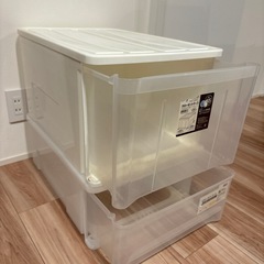 ニトリクローゼットケース2個セットの画像