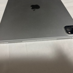 iPad Pro (第2世代) 11インチ 256GB WiFiモデル シルバーの画像