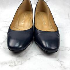 【美品】YOSHITO ヨシト ネイビー レザー パンプス 22 アーモンドトゥの画像