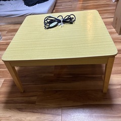 こたつ　テーブルの画像