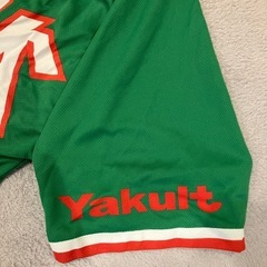 ヤクルトスワローズユニフォームの画像