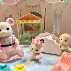 シルバニアファミリー　みんなのおひさまほいくえん　お人形などせっとセット　の画像