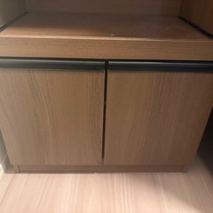 食器棚の画像