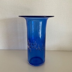 花瓶　小樽硝子　青の画像