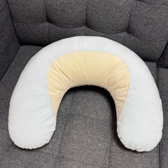 【美品】エールべべ 授乳クッションの画像