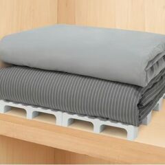 ★ 高脚 プラすのこ 4枚 押し入れ 布団収納 スノコ ホワイトの画像